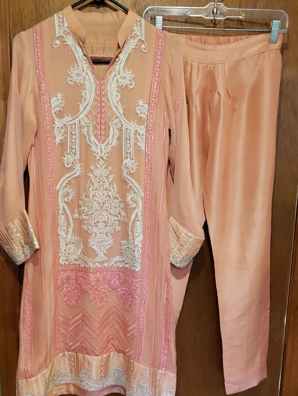 VTG Beautiful Kurta Salwar Set